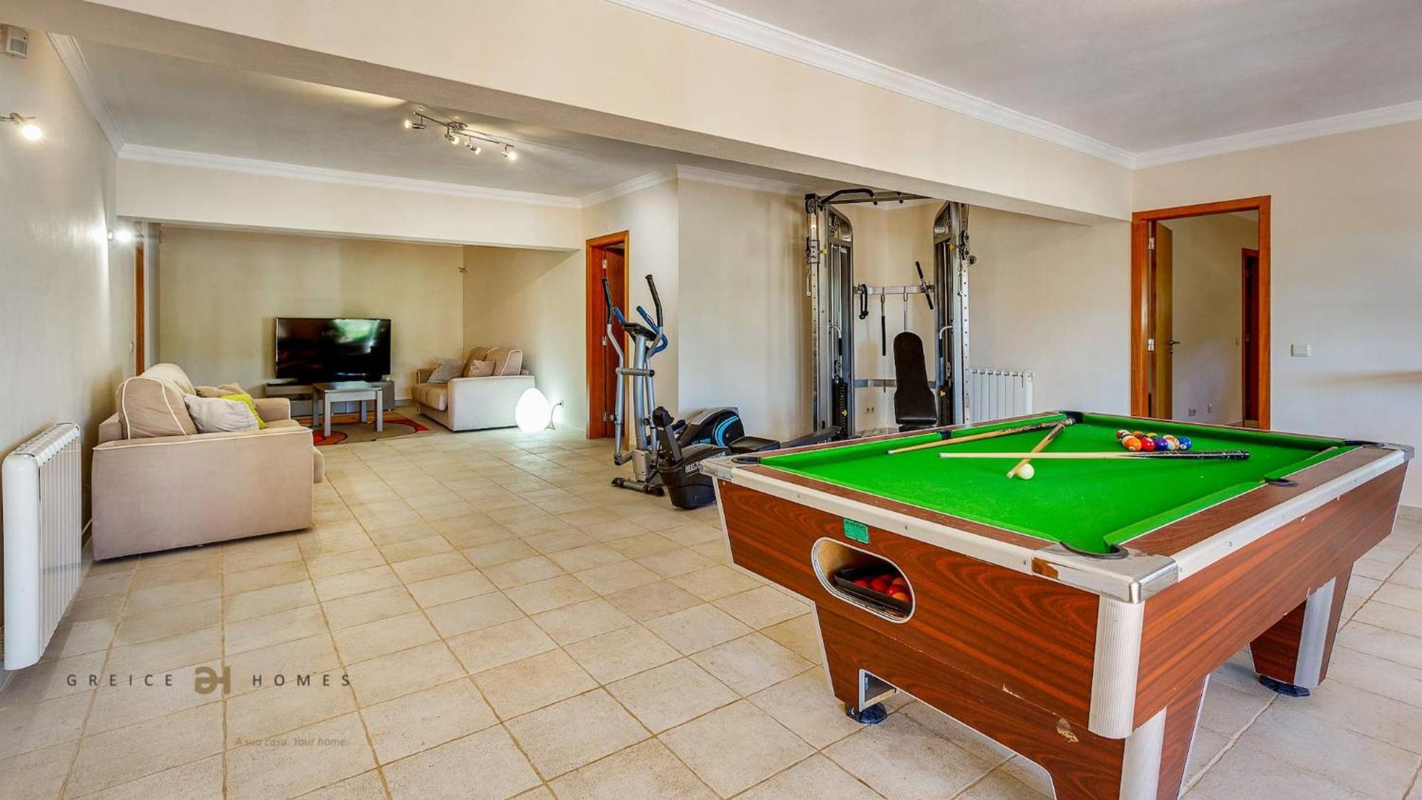 Luxuosa Moradia V5 Em Quarteira - Greice Homes Luaran gambar