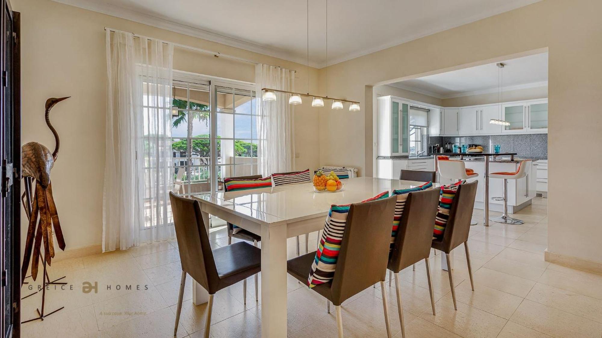 Luxuosa Moradia V5 Em Quarteira - Greice Homes Luaran gambar