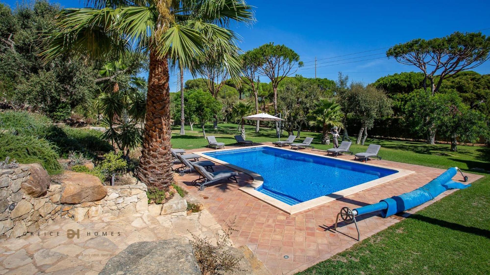 Luxuosa Moradia V5 Em Quarteira - Greice Homes Luaran gambar